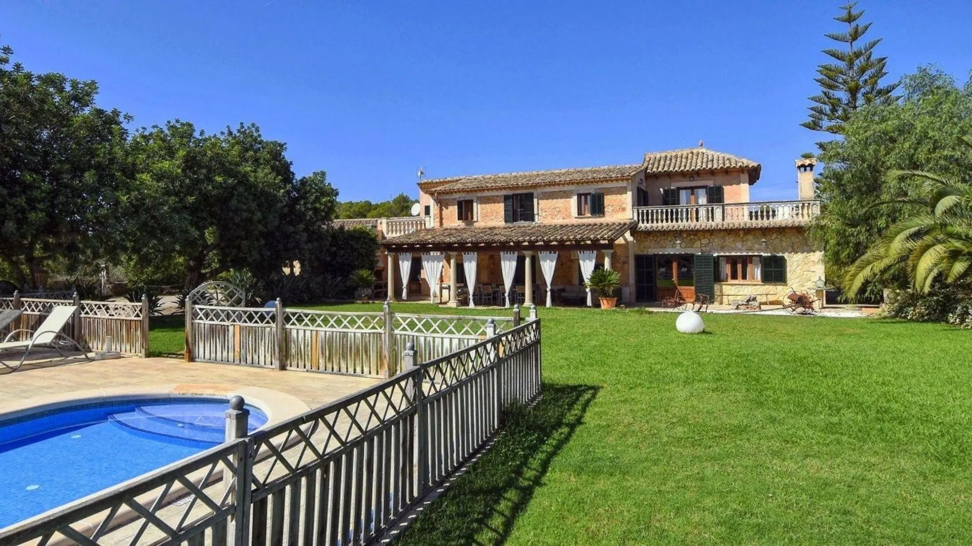 Ferienhaus Costitx Mit Pool Und Internet Fuer 12 Personen بيت للعطل كوستيتيكس