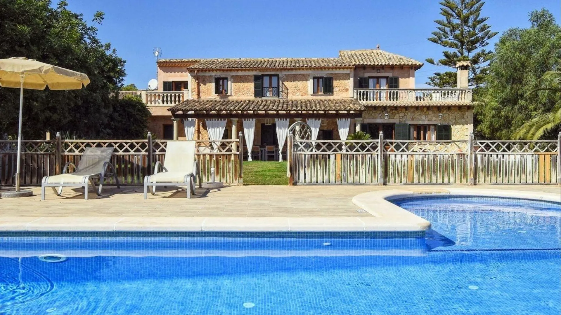 Ferienhaus Costitx Mit Pool Und Internet Fuer 12 Personen بيت للعطل كوستيتيكس